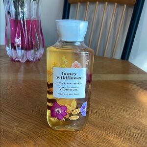Honey Wildflower Shower Gel by Bath & Body Works